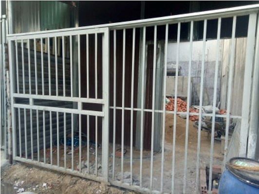 Đi làm về, người dân tá hỏa phát hiện cả ngôi nhà biến mất