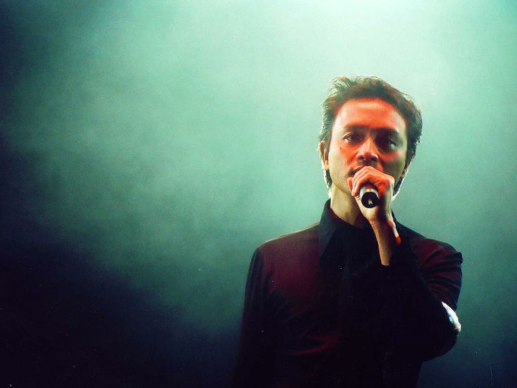 16 năm ngày mất Trương Quốc Vinh: Chuyện về một loài chim không chân, chỉ đáp xuống đất một lần khi chết