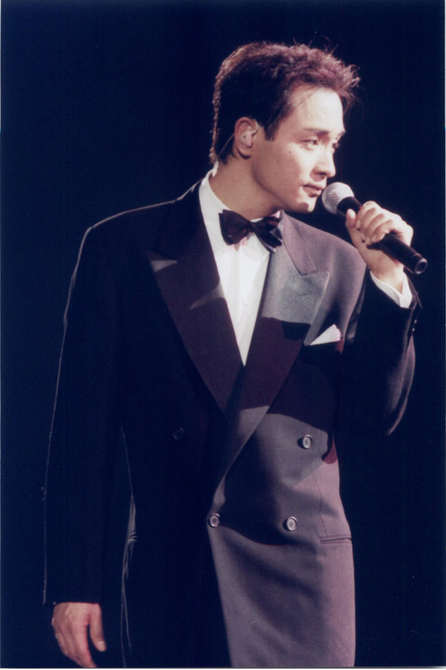 16 năm ngày mất Trương Quốc Vinh: Chuyện về một loài chim không chân, chỉ đáp xuống đất một lần khi chết