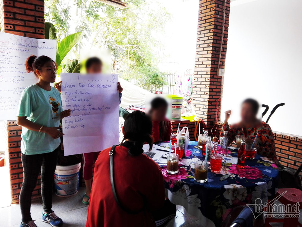 Mát-xa miền Tây hạng sang: Nhân viên khỏa thân, sẵn sàng chiều khách