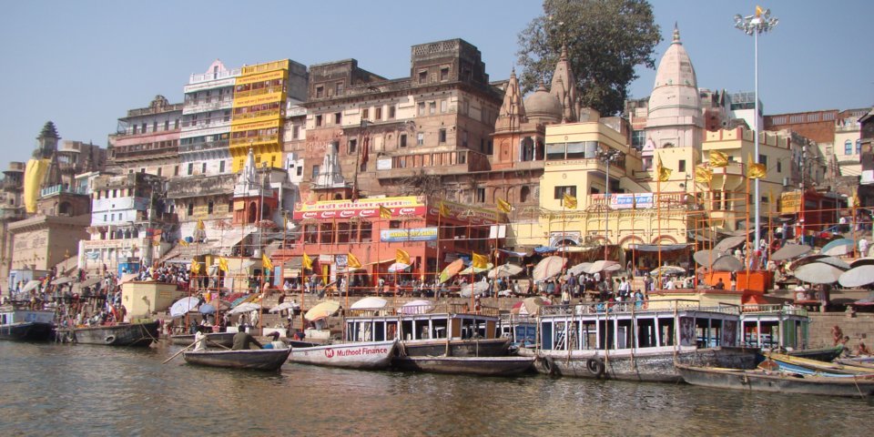 Thế giới làm gì trong ngày Cá tháng Tư?