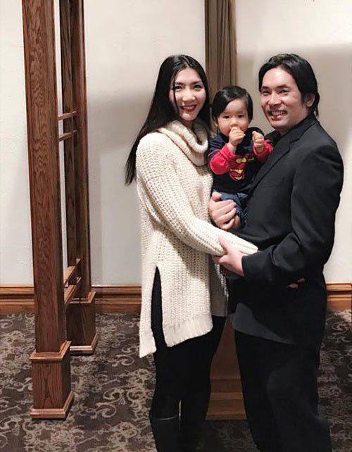 Cuộc sống của sao Việt ở Mỹ: Người bán quần áo, người sống trong nhà di động dành cho người nghèo