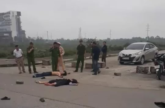 Ninh Bình: Nam thanh niên đâm cô gái trẻ hàng chục nhát rồi tự sát, nghi do mâu thuẫn yêu đương