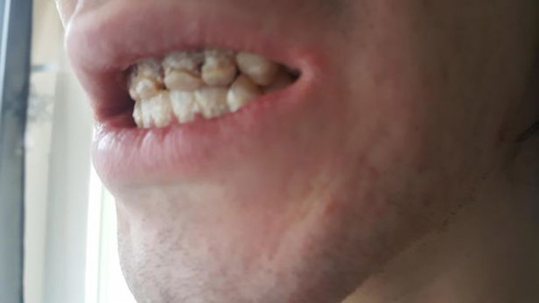 Thầy giáo trẻ mòn dần lưỡi vì thức uống vạn người mê Thầy giáo trẻ mòn dần lưỡi vì thức uống vạn người mê