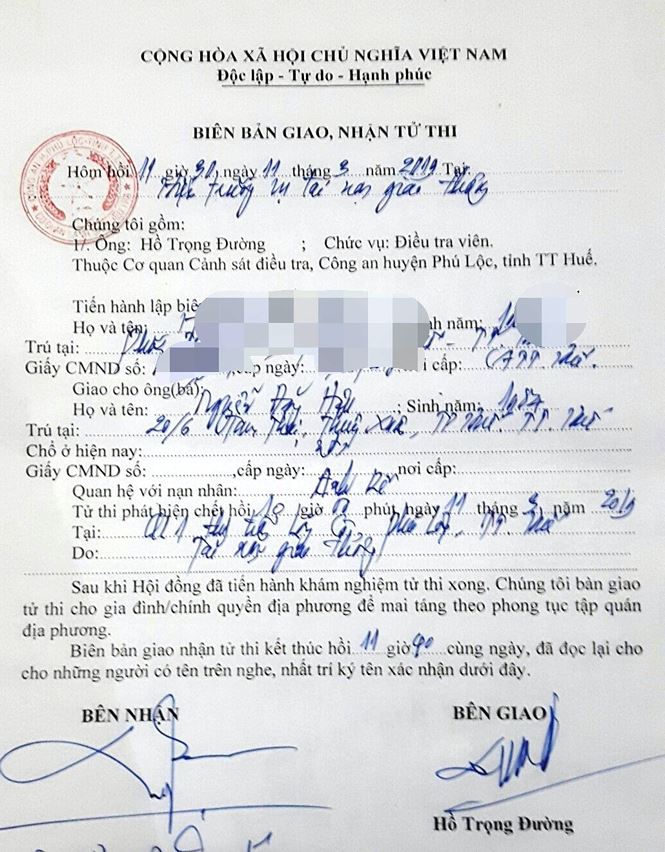 Chết nhiều ngày, xin giấy chứng tử vẫn bị cán bộ làm khó?