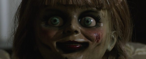 Annabelle 3 tung trailer ma quái, xác nhận búp bê đã trở về nhà dọa chết người xem