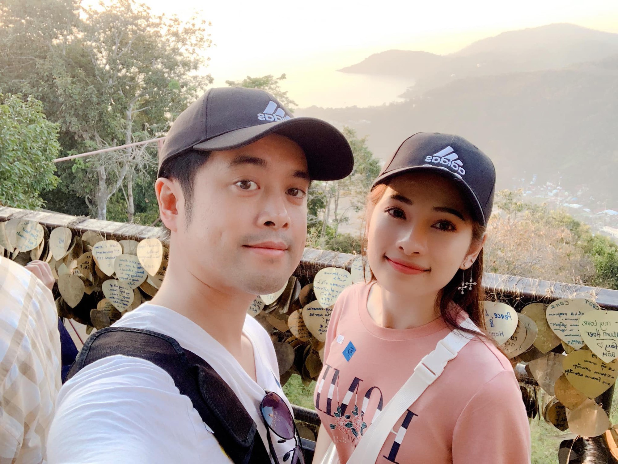 Cát Phượng có thai ở tuổi 50, Hương Tràm mặc váy cưới lên xe hoa: Loạt tin giật gân bao phủ Vbiz hôm nay