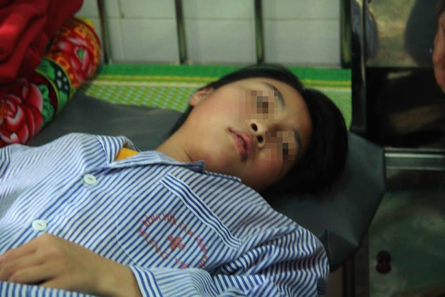 Mẹ của nữ sinh lớp 9 bị đánh hội đồng, lột quần áo: Danh dự của con tôi cả đời, tôi không thể tha thứ được