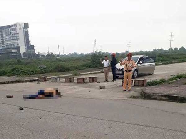 Danh tính nam thanh niên đâm bạn gái trên đường rồi tự sát ở Ninh Bình