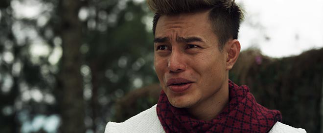 Lê Dương Bảo Lâm khiến cư dân mạng bức xúc khi bình luận sốc về trẻ em ăn xin