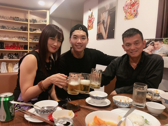 Cuộc sống của chàng lãng tử Trương Nam Thành ra sao từ khi kết hôn với vợ đại gia hơn 15 tuổi?