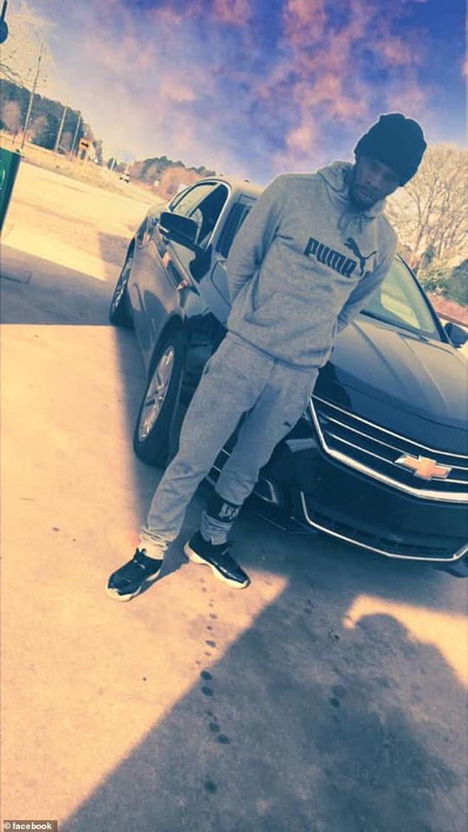 Đặt Uber nhưng lại lên nhầm ô tô lạ, nữ sinh 21 tuổi bị bắt cóc và sát hại dã man