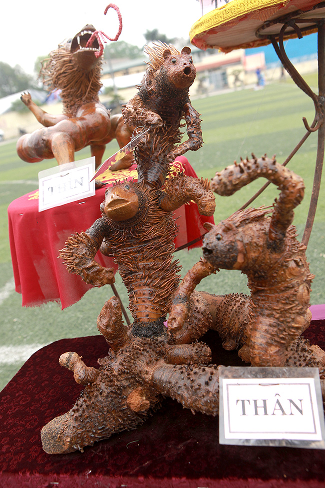 Chiêm ngưỡng 12 con giáp làm từ rễ tre độc nhất vô nhị ở Việt Nam