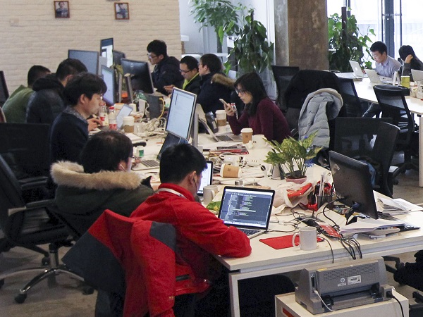 Cuộc sống của ‘cư dân’ tại Thung lũng Silicon Trung Quốc (P2): Tiền nhiều để làm gì, khi ngay cả thời gian… yêu cũng không có?