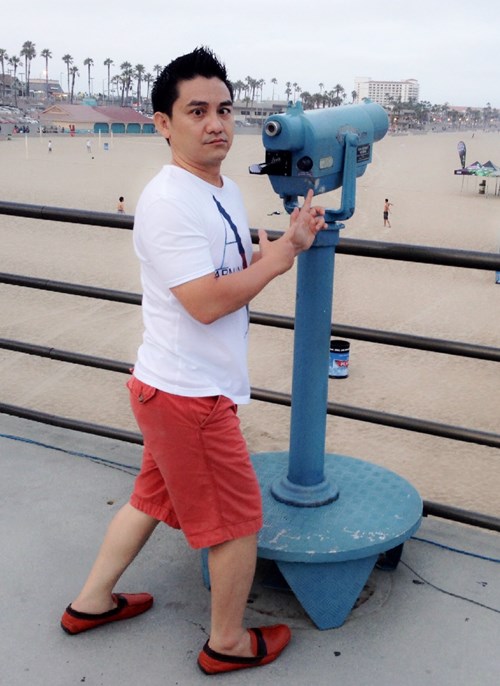 Nghệ sĩ hài Anh Vũ: Hơn chục năm chống chọi bệnh ung thư giành sự sống nhờ con hạc giấy