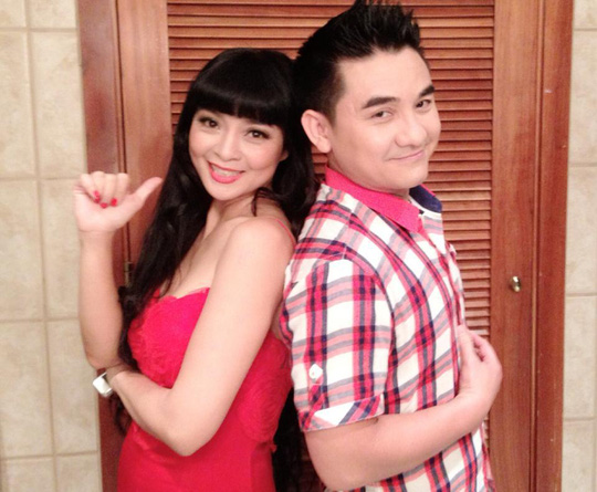 Nghệ sĩ hài Anh Vũ: Hơn chục năm chống chọi bệnh ung thư giành sự sống nhờ con hạc giấy