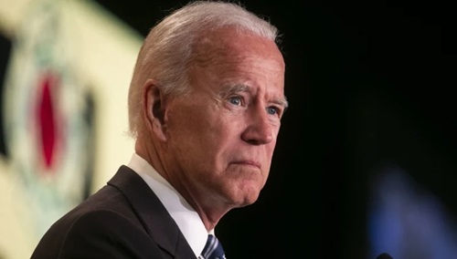 Thêm phụ nữ cáo buộc cựu phó tổng thống Mỹ hành động khiếm nhã