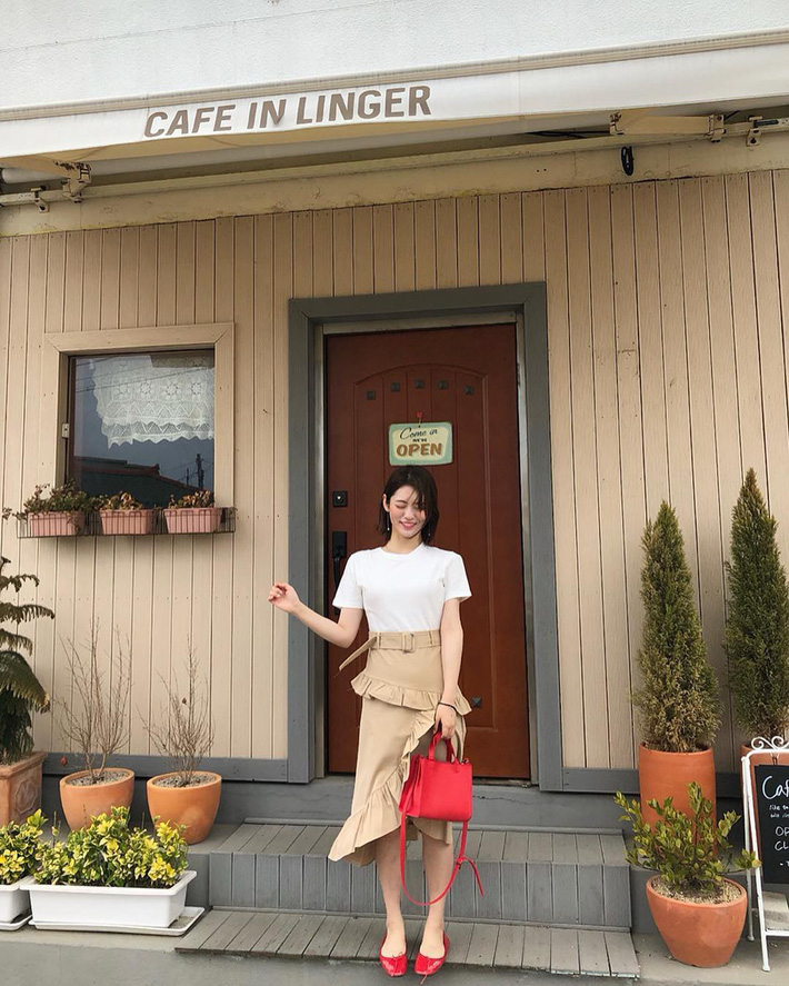 Nàng công sở cứ tưởng mặc đồ theo style sang xịn khó lắm, nhưng hóa ra lại cực dễ nếu học theo 15 set đồ dưới đây