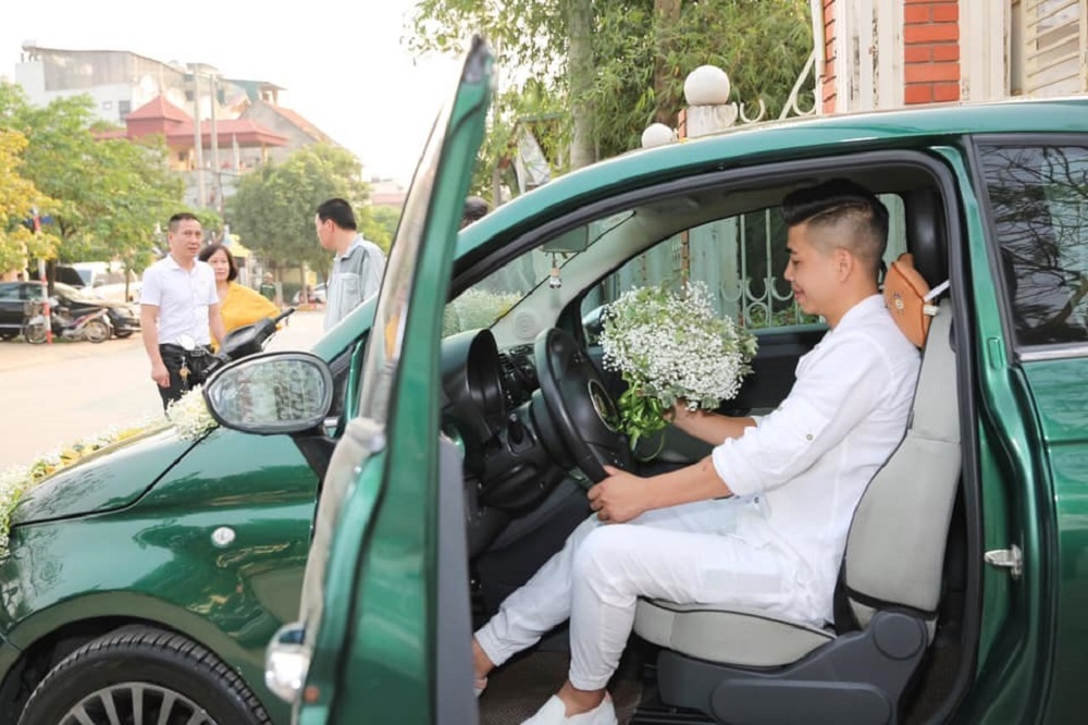 ‘Nữ hoàng Wushu’ Thúy Hiền kết hôn sau 13 năm chia tay Tú Dưa