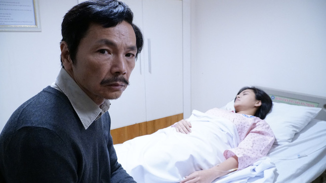 My sói Thu Quỳnh bị chồng bạo hành, tát hằn ngón tay trên má