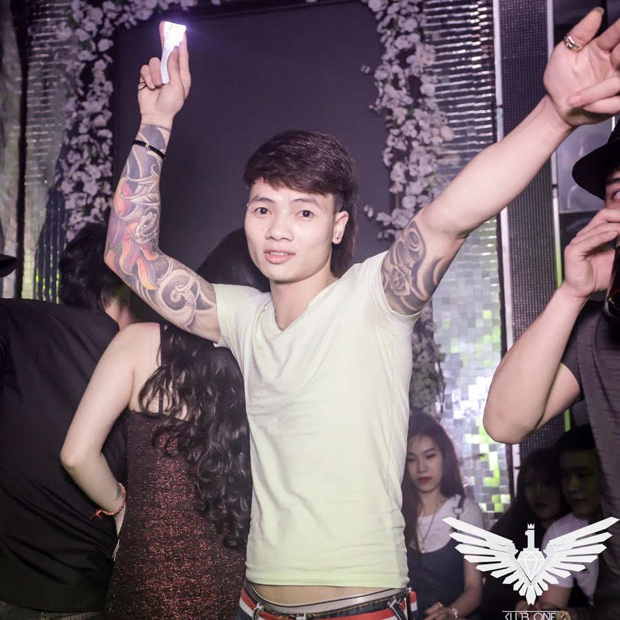 Trước Khá Bảnh, Dũng trọc và thánh chửi Dương Minh Tuyền cũng từng vướng vòng lao lý