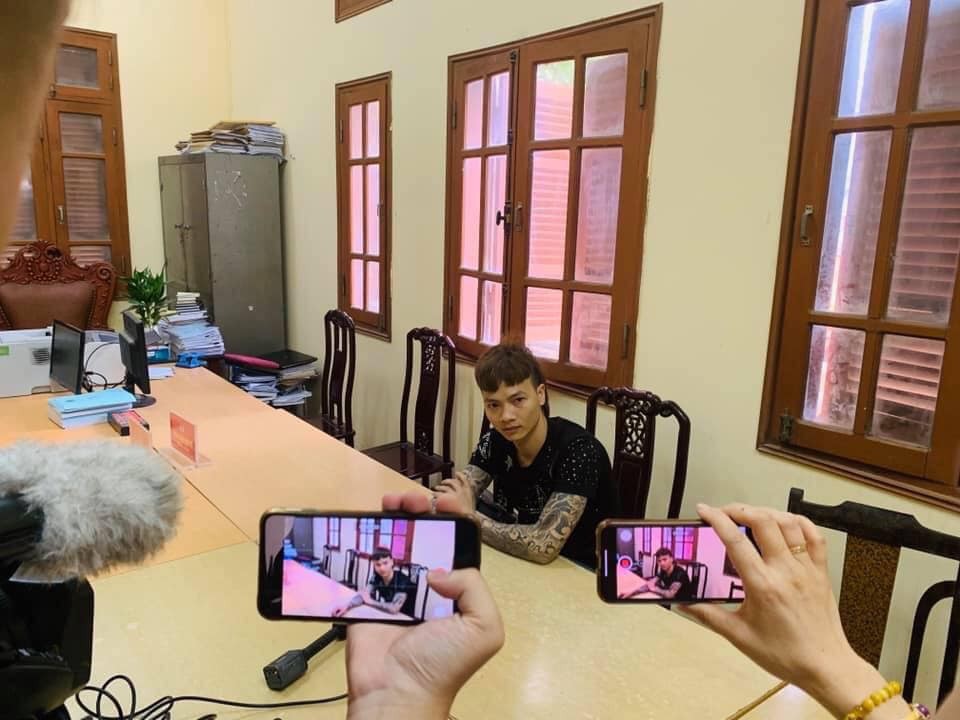 Trước Khá Bảnh, Dũng trọc và thánh chửi Dương Minh Tuyền cũng từng vướng vòng lao lý