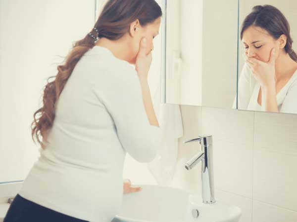 Vác bụng bầu lặn lội đi tìm người yêu, tôi không ngờ người mở cửa đưa tôi vào nhà lại là vợ anh, lời chị tiết lộ càng khiến tôi chấn động