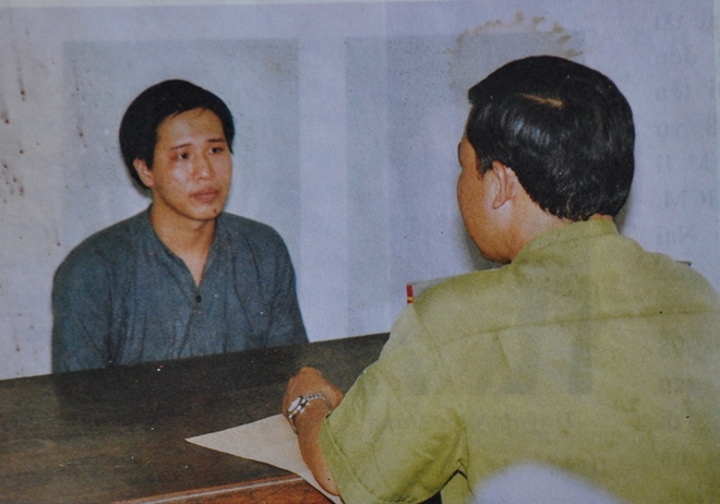 Nhóm tội phạm nguy hiểm chống người thi hành công vụ, tàng trữ 7 khẩu súng