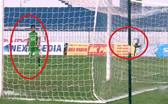 Chuyên gia Vũ Mạnh Hải phản đối mức án khó tin dành cho cầu thủ đá bóng vào lưới nhà