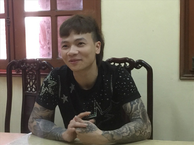 Thông tin bất ngờ: 2 cô gái nhận là vợ Khá Bảnh thời điểm công an khám nhà