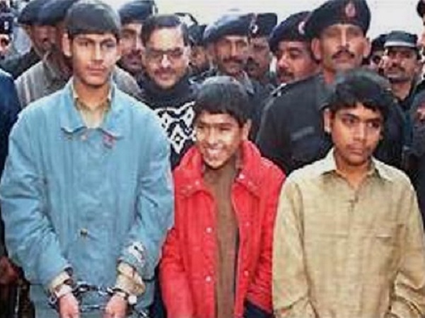 Sát nhân hàng loạt kinh dị nhất Pakistan: Giết chết 100 nam thiếu niên, phi tang thi thể bằng axit