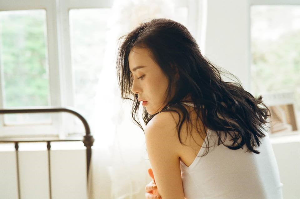 Phương Oanh Quỳnh búp bê khoe vẻ nóng bỏng ở tuổi 30