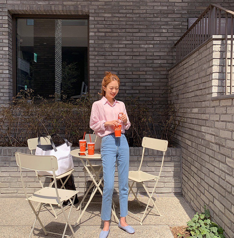 Tiết kiệm là tốt, nhưng làm ơn hãy thanh lý 4 items chán đời sau ra khỏi tủ quần áo của bạn