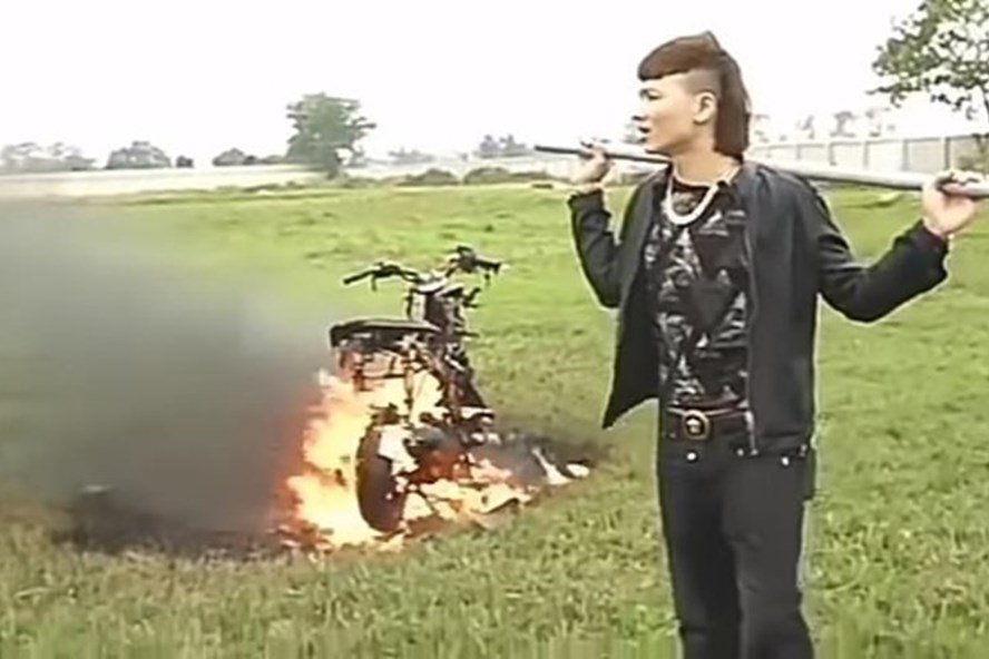 Khá Bảnh kiếm tiền tỷ dễ như thế nào?