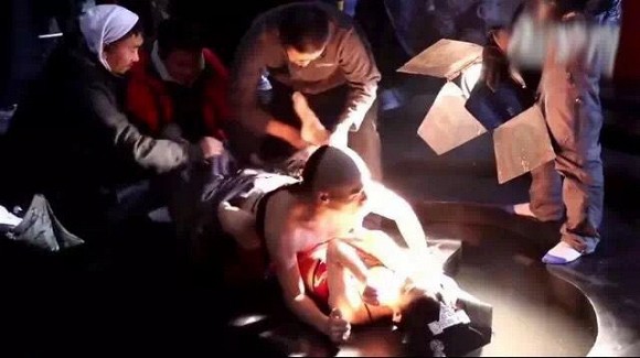 Lật lại vai diễn nóng nhất của Triệu Lệ Dĩnh: Ai cũng phải đỏ mặt khi xem màn ân ái như thật này! Lật lại vai diễn nóng nhất của Triệu Lệ Dĩnh: Ai cũng phải đỏ mặt khi xem màn ân ái như thật này!