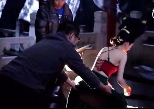 Lật lại vai diễn nóng nhất của Triệu Lệ Dĩnh: Ai cũng phải đỏ mặt khi xem màn ân ái như thật này! Lật lại vai diễn nóng nhất của Triệu Lệ Dĩnh: Ai cũng phải đỏ mặt khi xem màn ân ái như thật này!