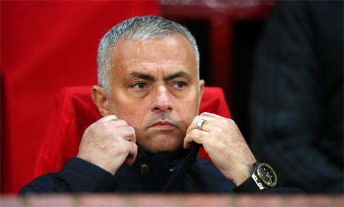 Mourinho mở lời với Bayern, muốn vô địch ở quốc gia thứ năm