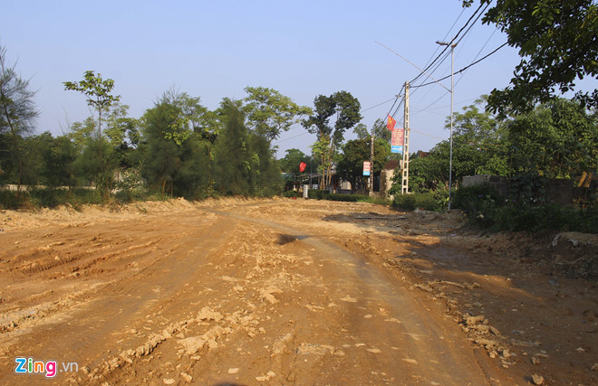 Trẻ 1 tuổi đã phải đóng 960.000 đồng xây dựng nông thôn mới