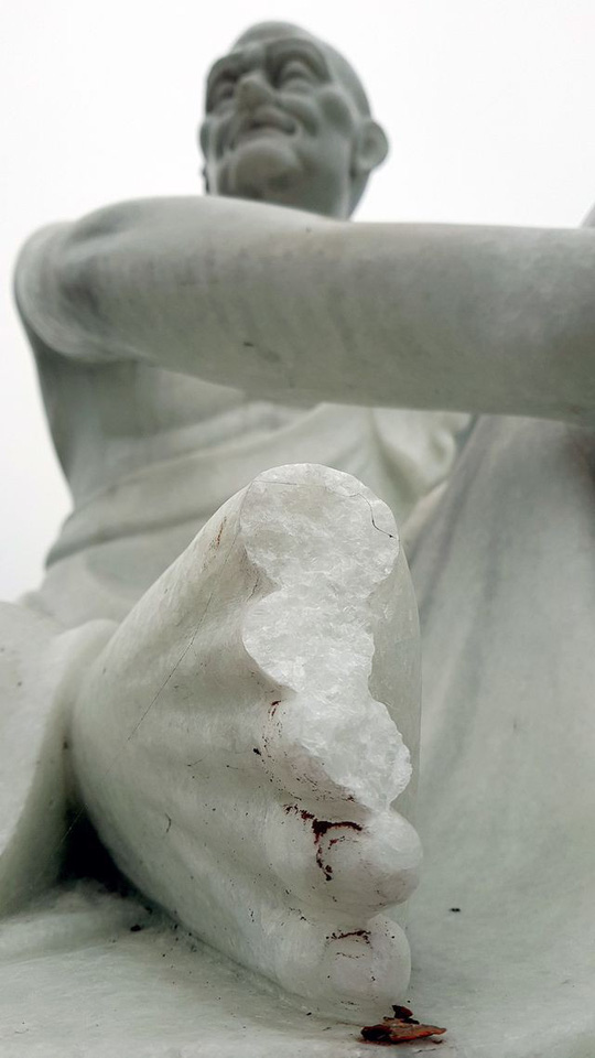 16 pho tượng La Hán trong ngôi chùa cổ bất ngờ bị đập phá trong đêm