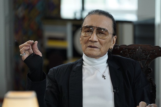 Từng quý mến Trương Bá Chi, bố Tạ Đình Phong giờ đây phũ phàng đáp trả câu hỏi về con dâu cũ