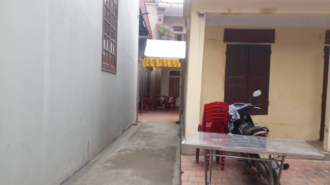 Người chứng kiến cô gái bị đâm nhiều nhát, tử vong ở Ninh Bình: Thanh niên nằm lên người nạn nhân rồi khóc