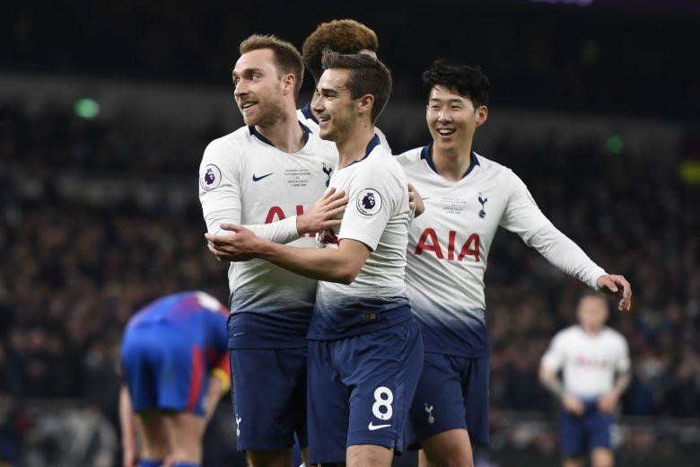 Lễ khai trương sân bóng trị giá 1 tỷ bảng hoành tráng của Tottenham