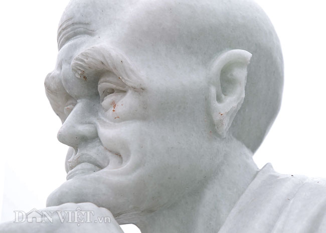 Cận cảnh 16 pho tượng đá ngọc bị đập phá ở ngôi chùa cổ Hà Nội