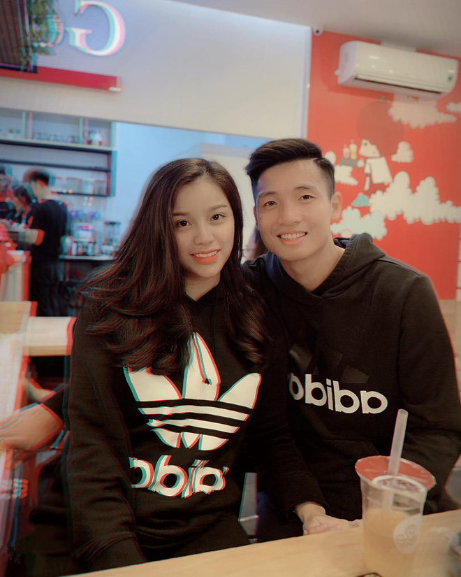 Bạn gái Tư Dũng liên tục đăng trạng thái ám chỉ về sự dối trá làm dấy lên tin đồn rạn nứt với bạn trai