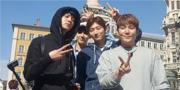 Kang In (Super Junior) thừa nhận có mặt trong nhóm chat của Jung Joon Young nhưng phía cảnh sát lại có động thái bất ngờ