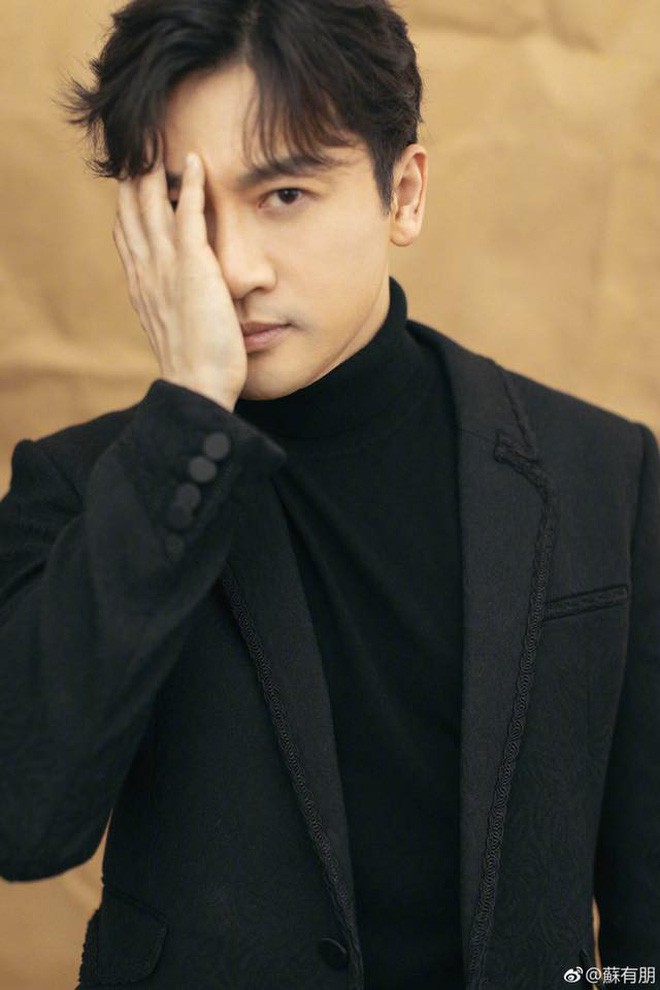 Cạo râu và đổi kiểu tóc, Tô Hữu Bằng U45 thay đổi 180 độ với hình ảnh trẻ trung, điển trai đến rụng tim