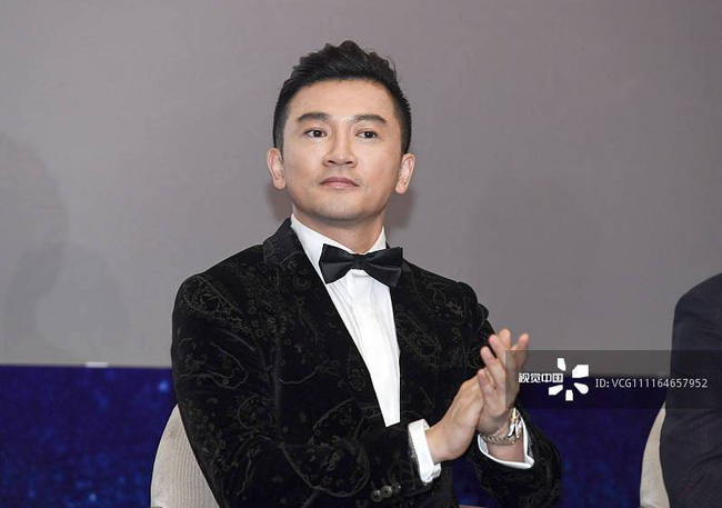 Cạo râu và đổi kiểu tóc, Tô Hữu Bằng U45 thay đổi 180 độ với hình ảnh trẻ trung, điển trai đến rụng tim