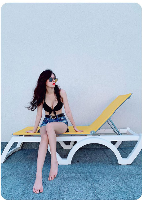Sao Việt hậu chia tay: Midu sexy, gợi cảm hơn bội phần nhưng vẫn chưa là gì so với cô nàng này Sao Việt hậu chia tay: Midu sexy, gợi cảm hơn bội phần nhưng vẫn chưa là gì so với cô nàng này