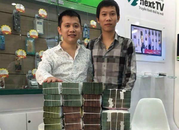 Siêu sim bát quý 097.777.7777 vừa được sang tay với giá 20 tỷ đồng?