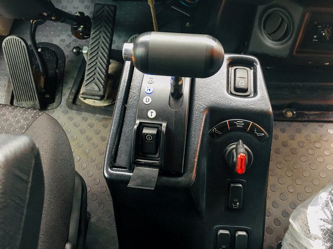 Belaz 75131 - siêu xe tải lớn nhất Việt Nam